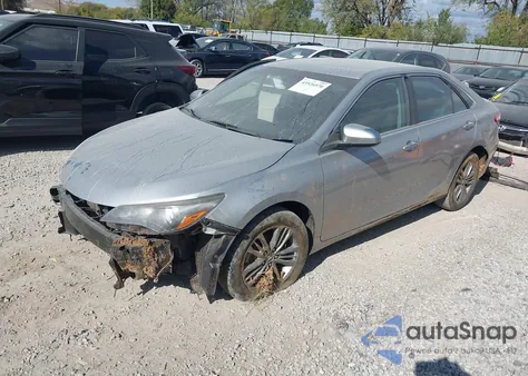 2017 Toyota Camry Se z USA, uszkodzony, nr VIN 4T1BF1FK0HU404583